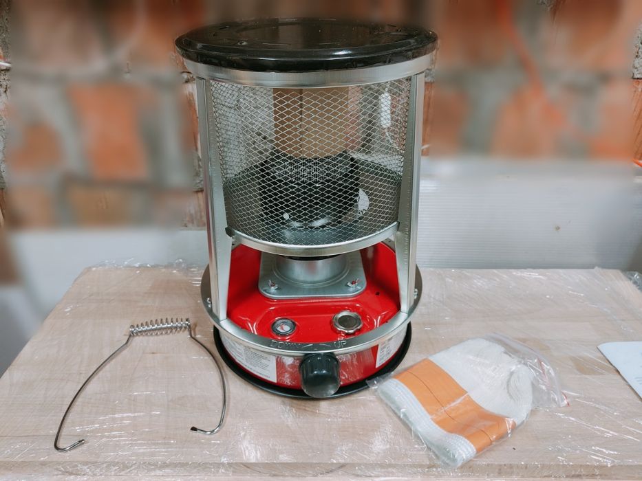 Piecyk grzejnik naftowy