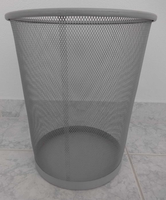 Cesto Metálico para Papéis