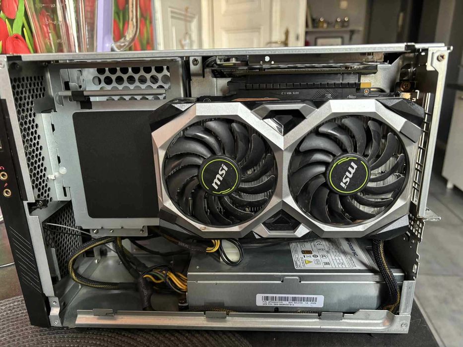 Komputer gamingowy MSI MAG Infinite S