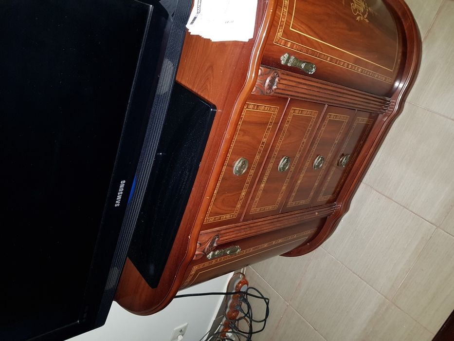 Movel de entrada com espelho