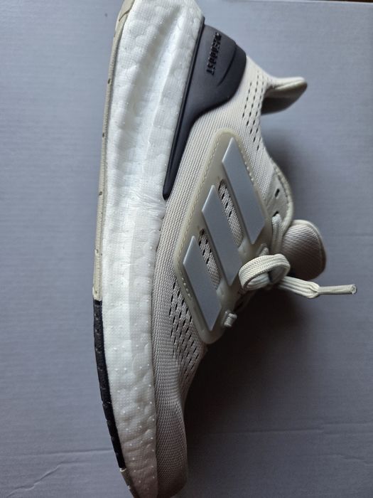 Кросівки Адідас нові, р.36-36,5