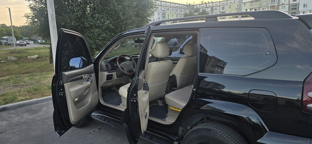 Toyota Land Cruiser Prado 120