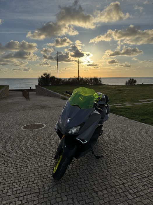 Vendo Yamaha Tmax 530