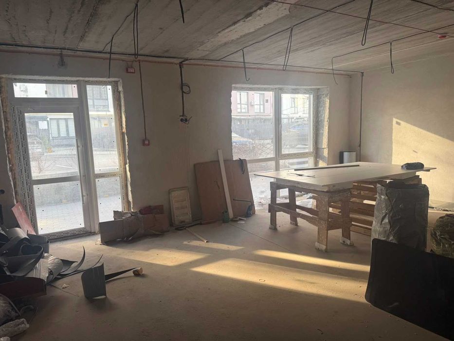 Хотів, ЖК Емоція, вул. Промислова, буд. 1-К, продаж приміщення.