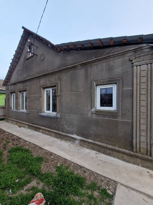 Дом с неоконченным ремонтом