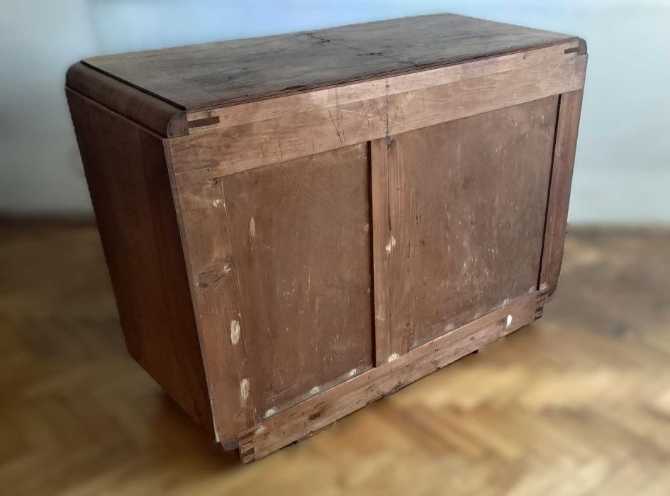 Komoda-pomocnik art deco, lata 30 XX w., orzech, stan dobry, do częściowej renowacji