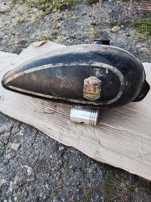 Монетки  бак  різних країн. одним лотом