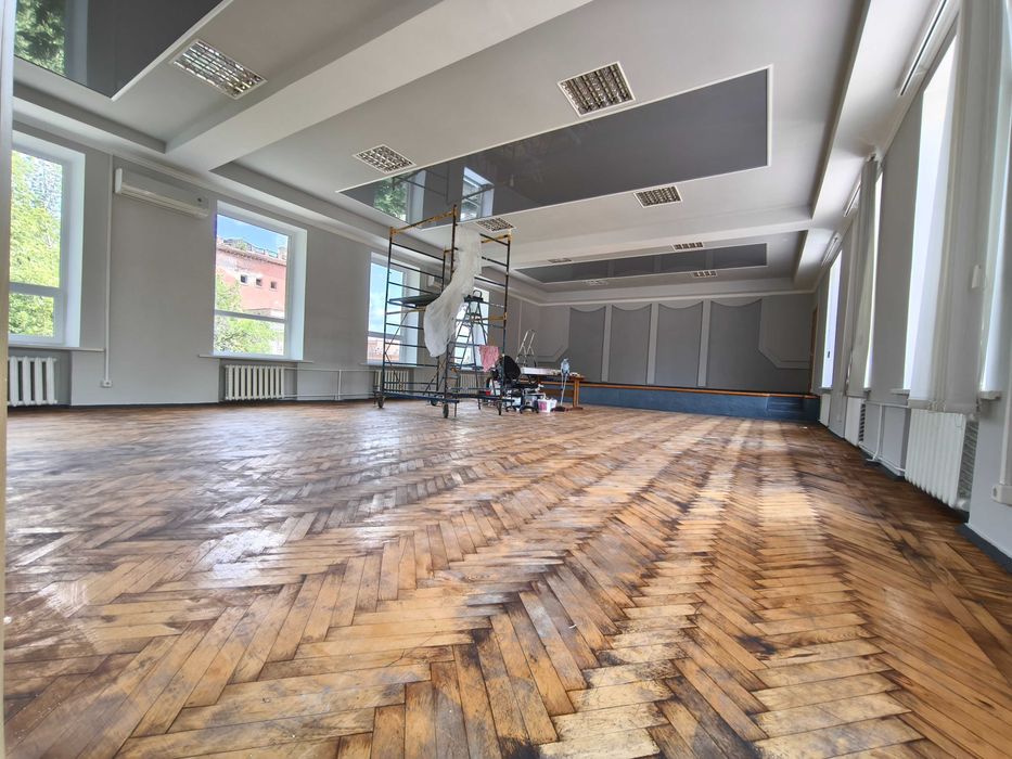 Здається в оренду просторий зал – 116,7 м²