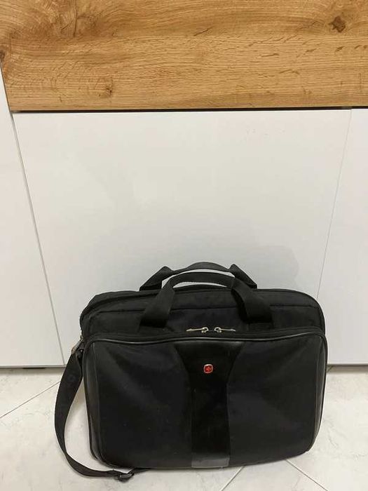 Mala de Computador Swiss – Preta, Usada