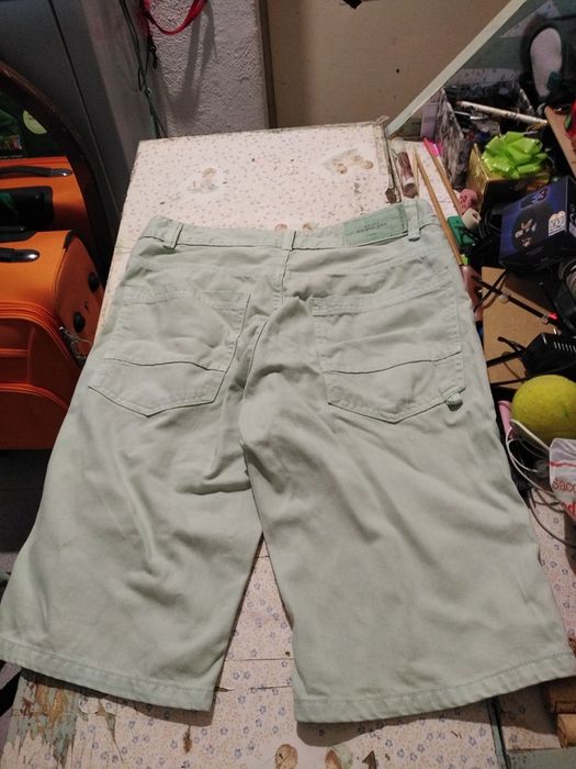 Vendo calça de ganga novas para homem bom estado