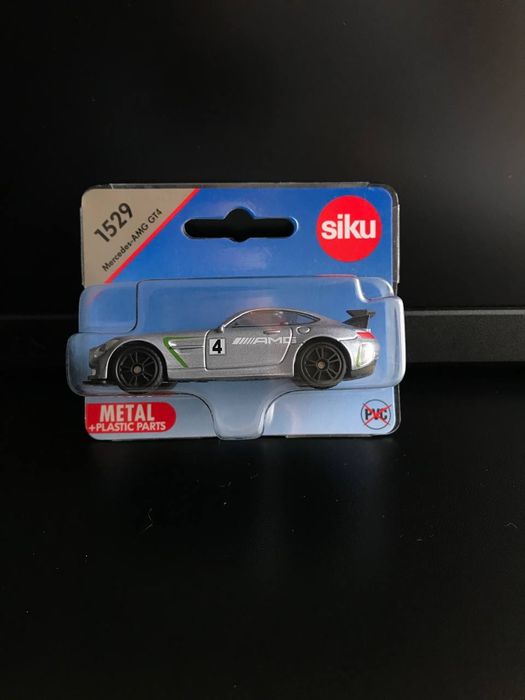 Машинки Hotwheels