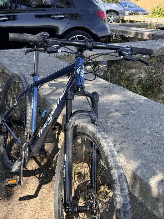Bicicleta megamo