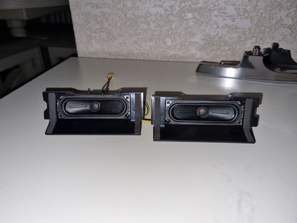 Динаміки від телевізора Samsung UE32J4710AK: 250 грн. - Аксесуари для ...