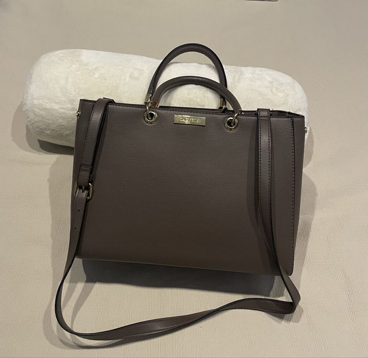 Ciemna beżowa torebka Carvela Kurt Geiger