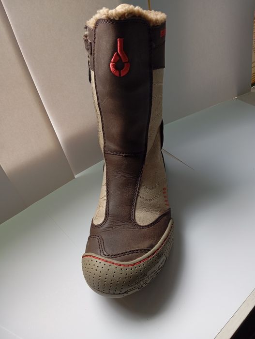 Жіноче взуття YELLOWCAB.