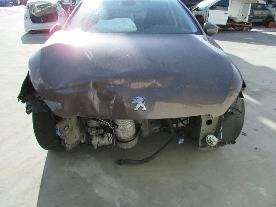 Peças Peugeot 308 1.6 HDi do ano 2015 (9H05)
