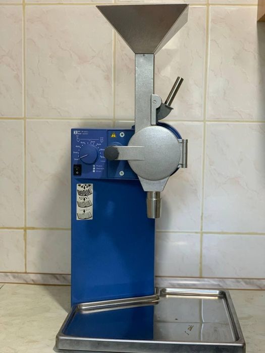 IKA MF 10 basic привод для тонкого измельчения