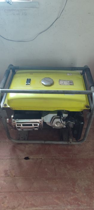 Генератор бензин.5.5кв