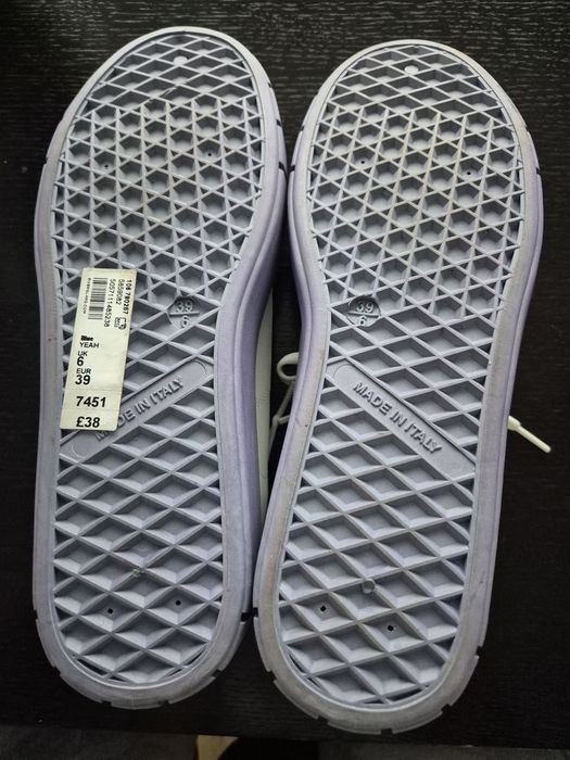 Sprzedam buty sportowe River Island