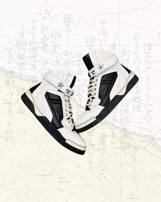 givenchy star strap tyson