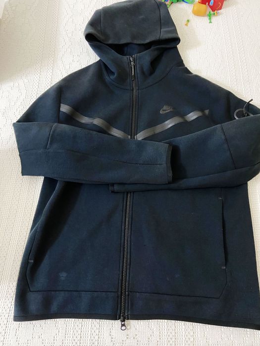 Casaco Nike Teck Preto Tamanho