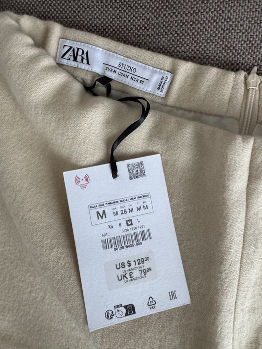 Zara спідниця. Нова с біркою. М. Вовна