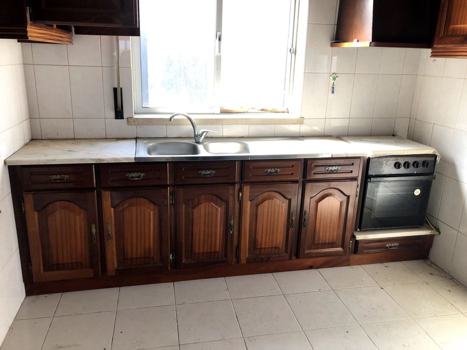 Móveis de cozinha com base em pedra mármore e lava-louça