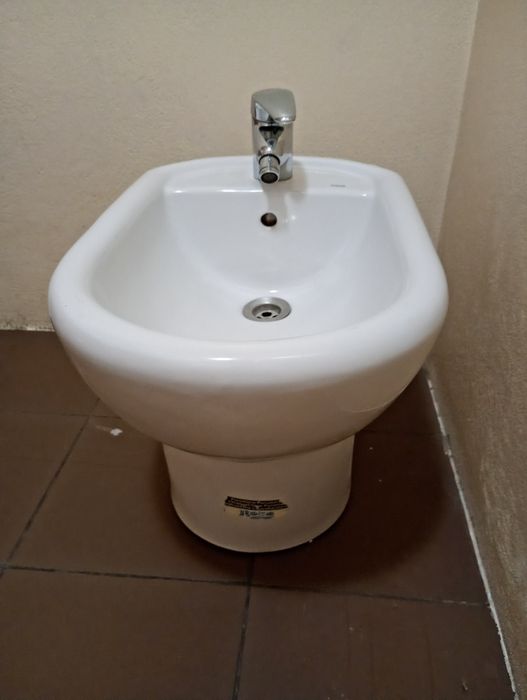 Bidé Rocca c/ torneira Rocca