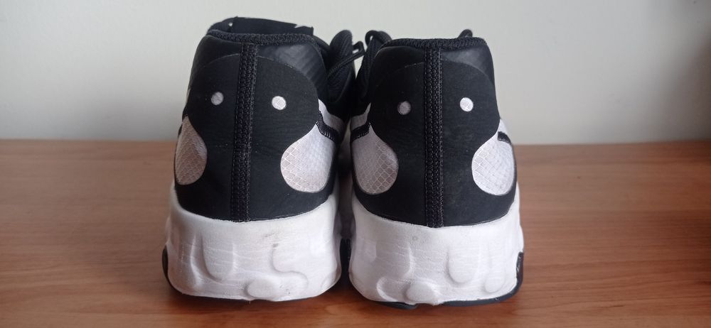 Оригінальні Кросівки  Nike Renew Lucent Ii