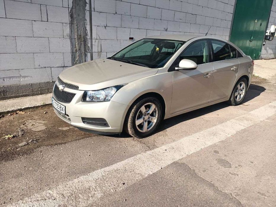 Продаж авто Chevrolet Cruze