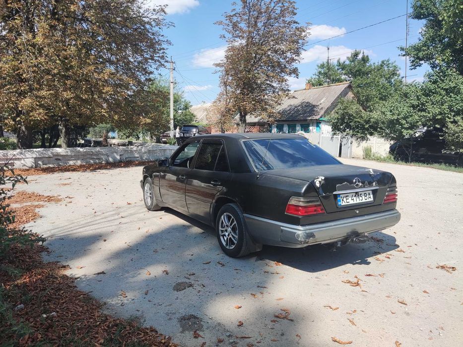 Продам Мерседес w124 рестайлинг