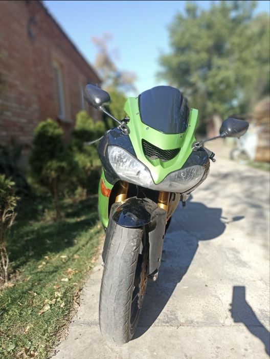 Продам кавасаки zx10r