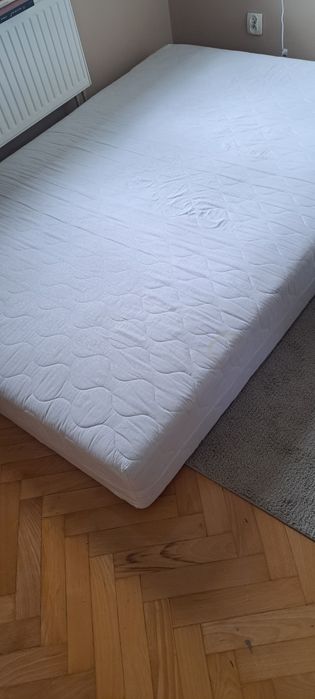Materac 140x200 piankowy z matą bambusową