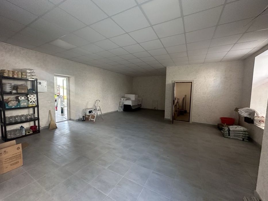 Здам приміщення в Пасічні 146м2