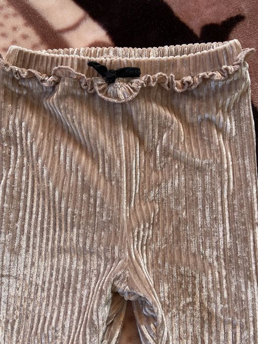 Легінси ві Zara