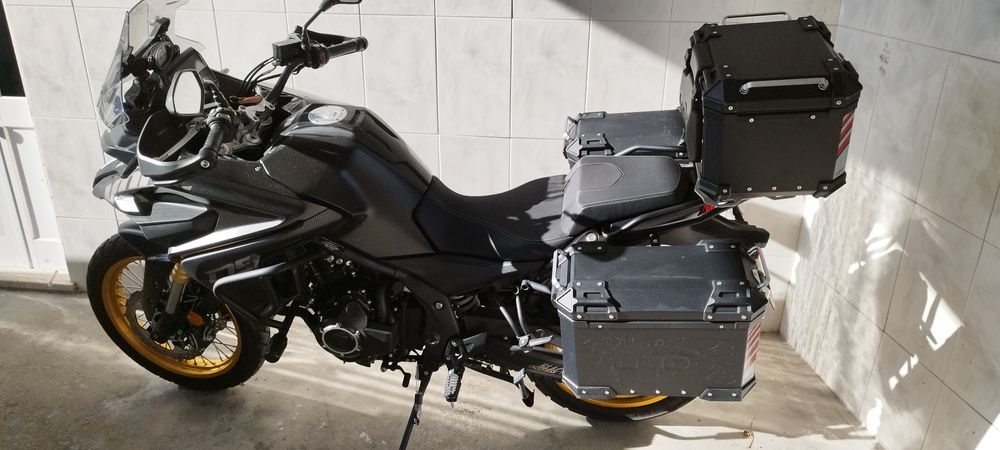 Voge 525 DSX c/Malas 5000km