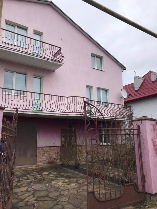 Продам будинок в Червонограді.
