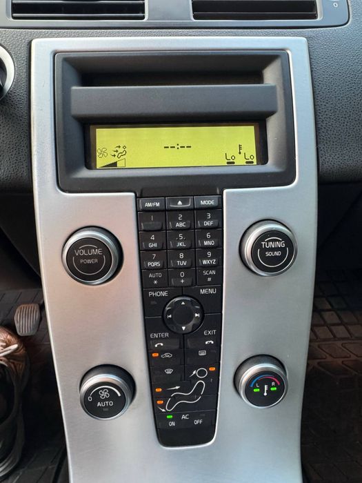 Volvo v50 2010 р