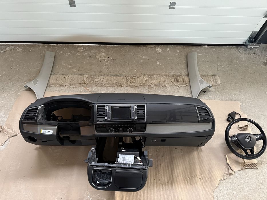 VW T6 Multivan торпеда Фольксваген Мультиван Т6 комплектна