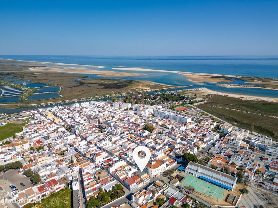 Moradia com Terraço e Vista Mar a 500m da Praia na Fuseta