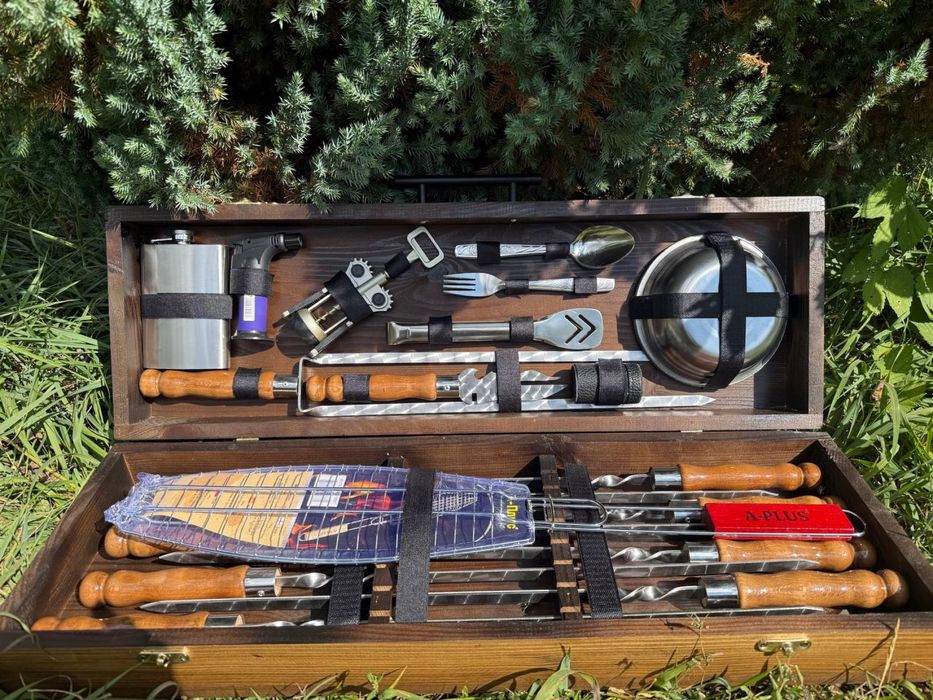 Подарочный набор шампуров в деревянном кейсе доя шашлыка мужчине мужу