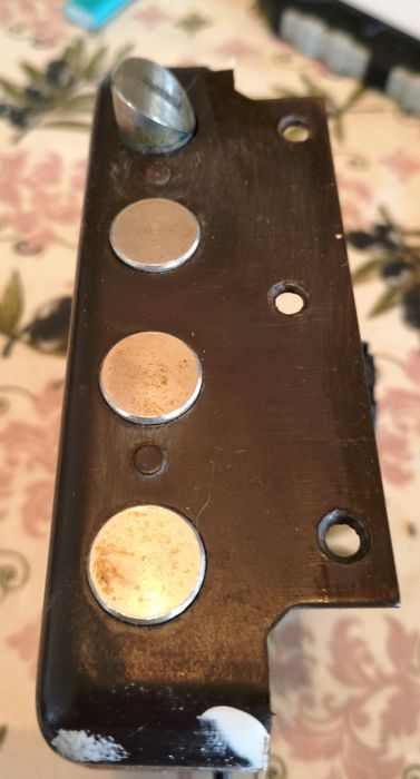 Fechadura usada para venda