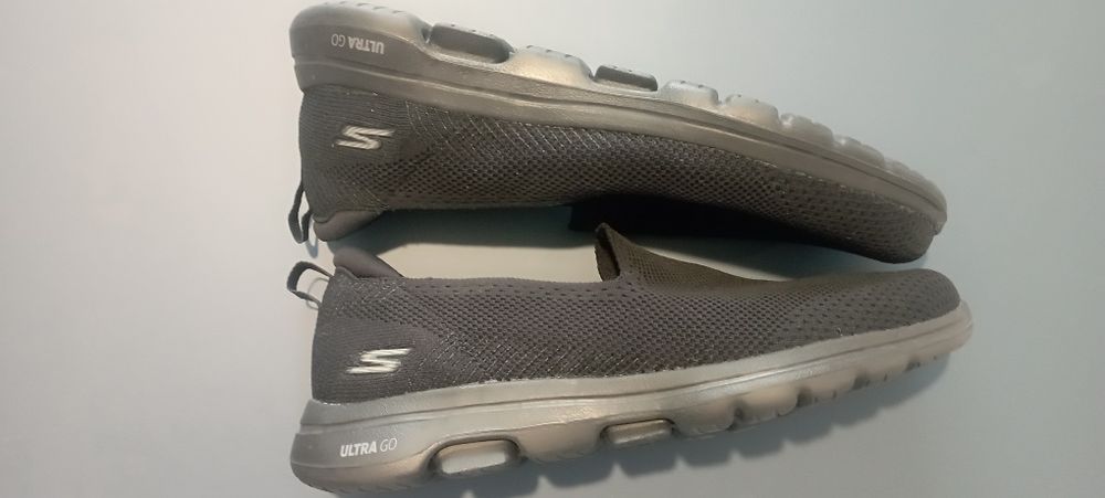 Чоловічі сліпони нові