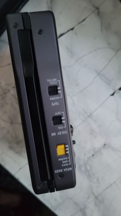 Sony Walkman WM-DD33 — колекційний плеєр в ідеальному стані