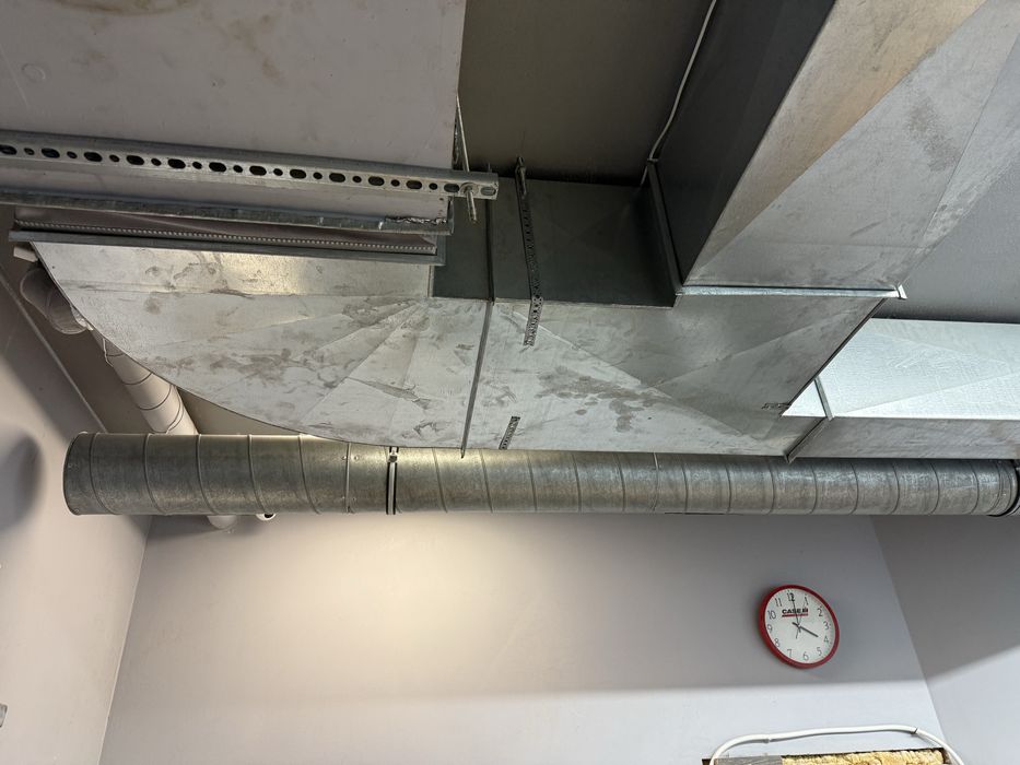 Приточно витяжна вентиляція.