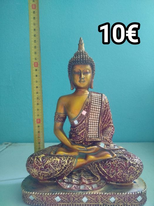 Estátuas Buda e Pensador