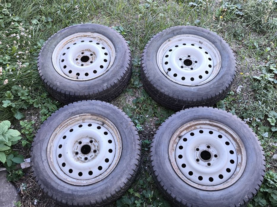 Продам колеса в сборе Кама шиповка 195.65.15 разболтовка 5х112
