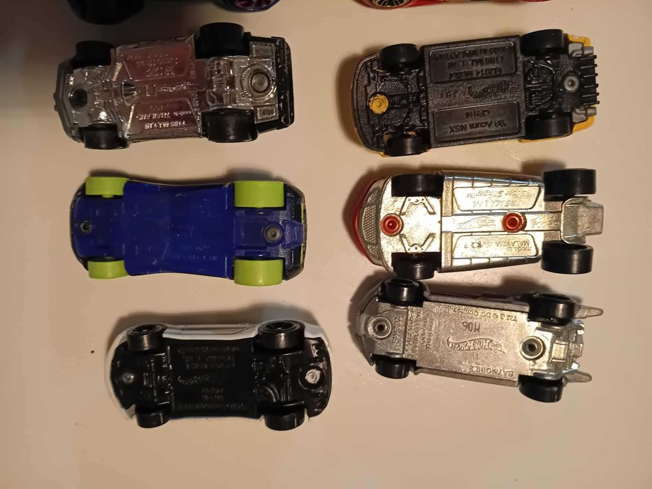 Sprzedam modele samochodów