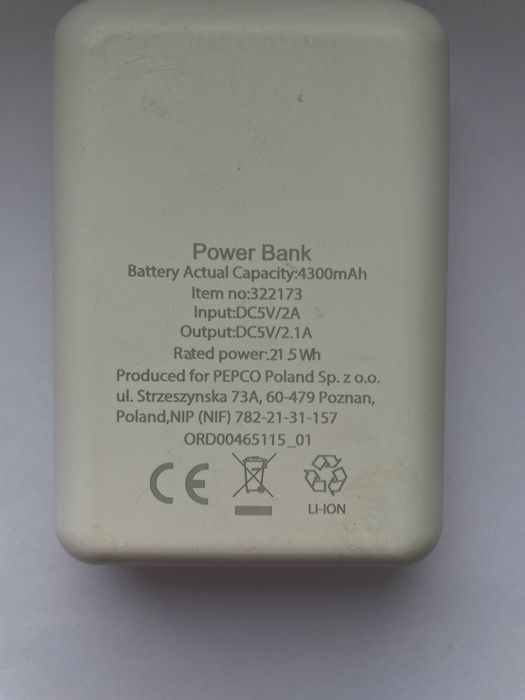 Powerbank bialy uzywany