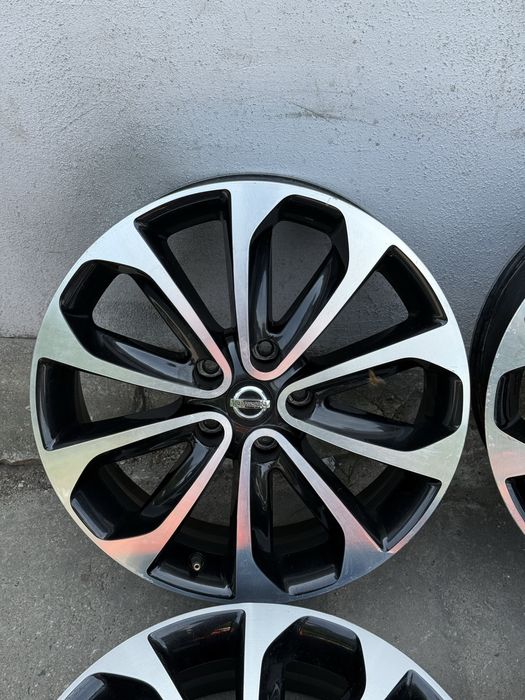 Felgi 5x114.3 18” Nissan 6.5J ET40
